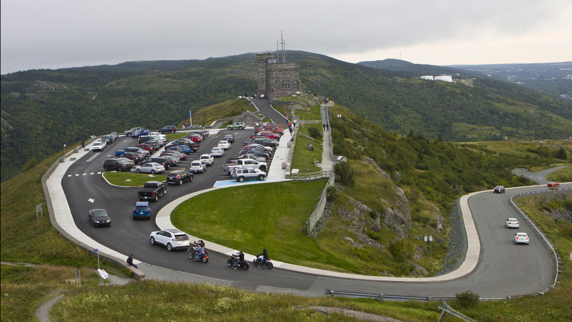 MH_SignalHill_7690