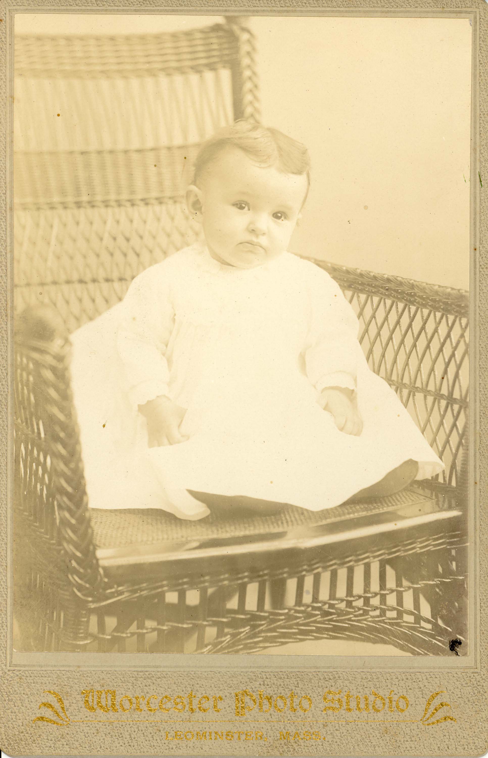 Photo-13-Toddler-on-wicker-chair-worcester-leonminster-mass.