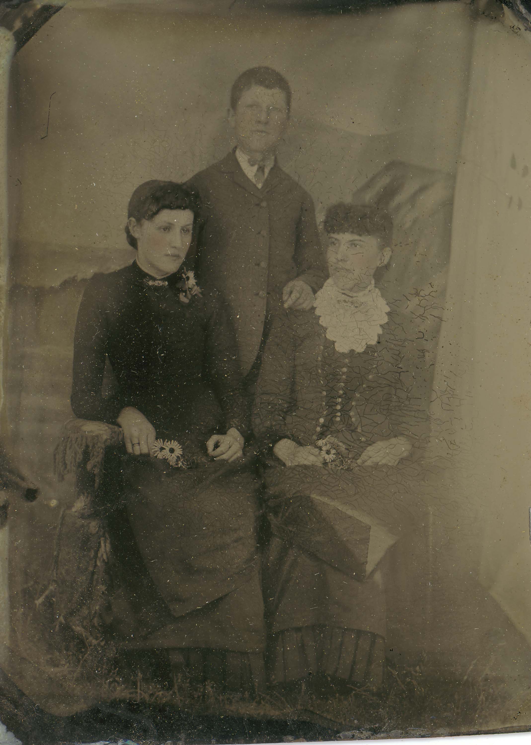 Tin-type-09-Two-ladies-and-a-man