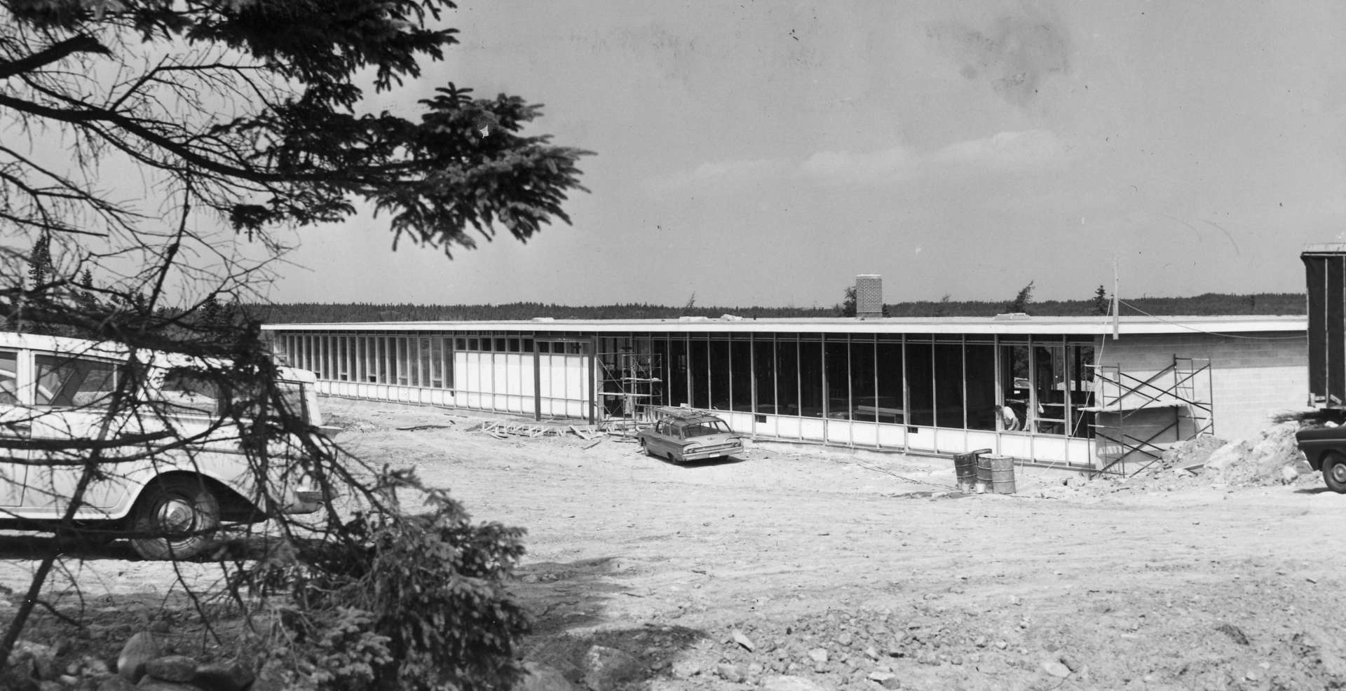 Holly Drive School