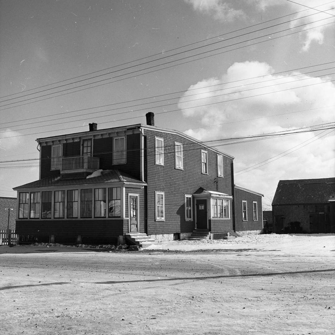 The Pine Grove Hotel